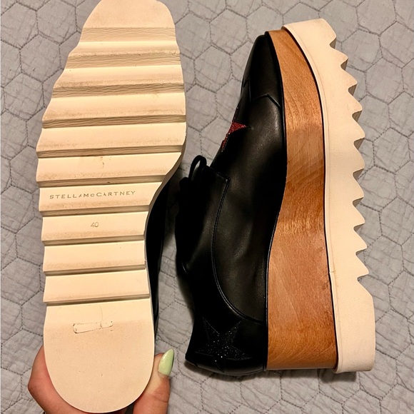Stella McCartney Elyse Platforms. Vegan leather. Gently worn. Size 40 (10 US) - Picture 5 of 8